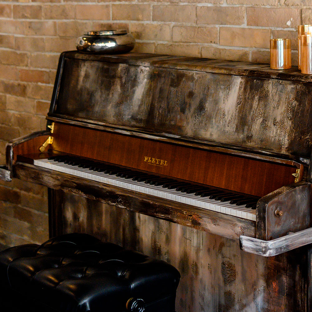 Duke, Music bar à Monaco : le piano